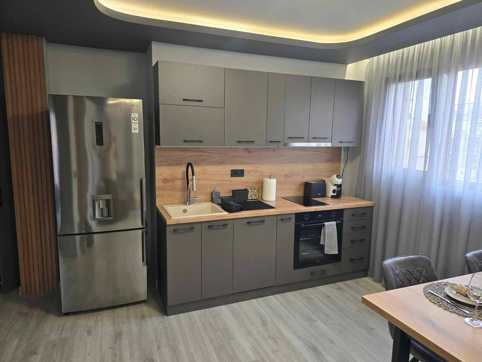 Luxury City Centre Appartment Iva Sliven Buitenkant foto