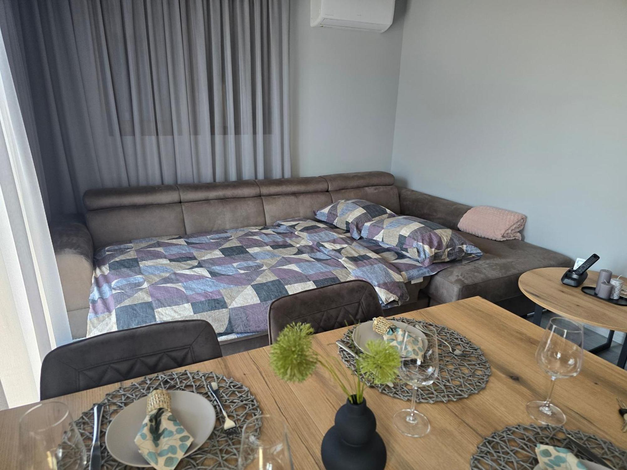 Luxury City Centre Appartment Iva Sliven Buitenkant foto